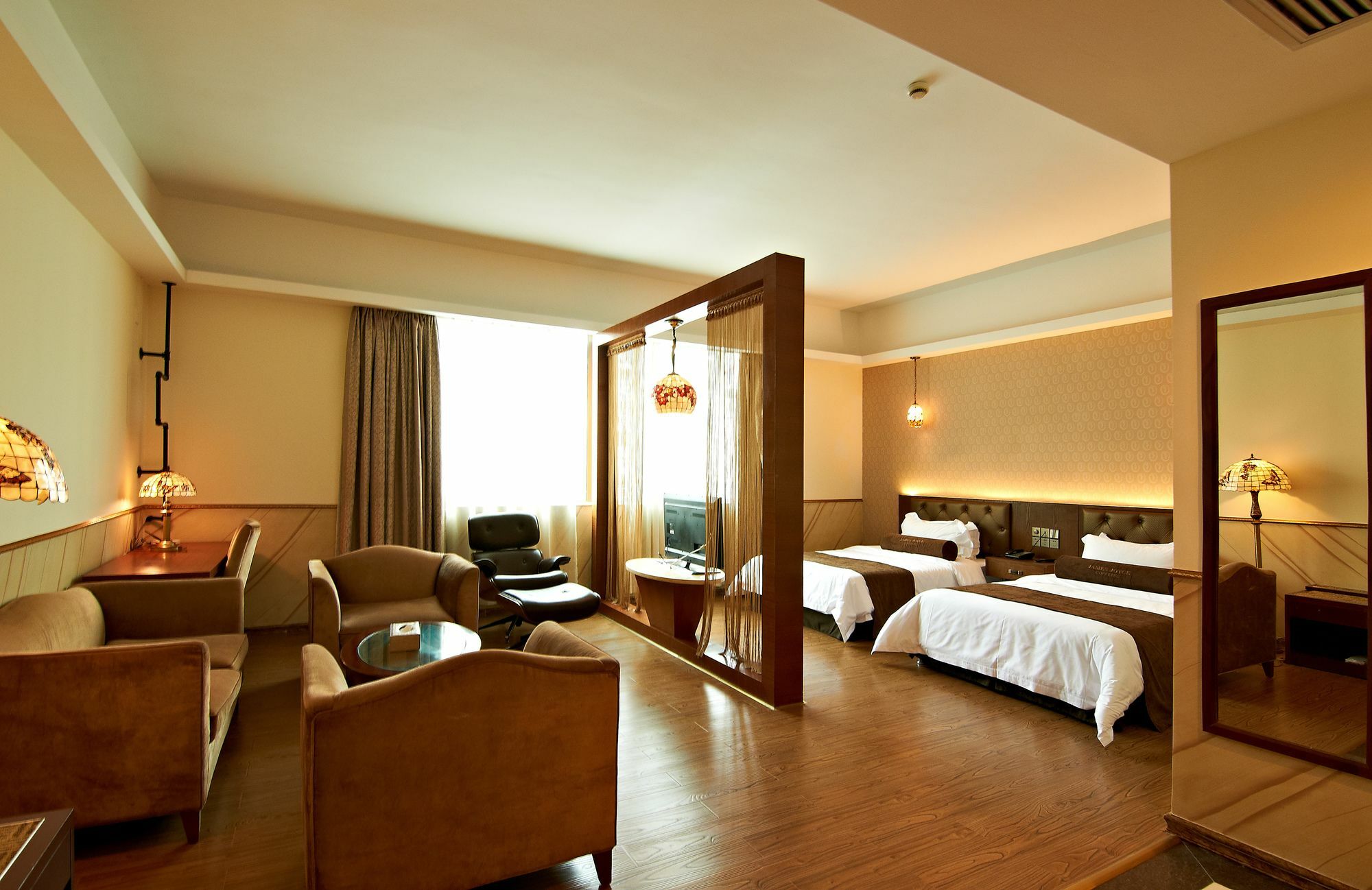 James Joyce Coffetel Hotel Guangzhou Shi Jing City Square Branch Eksteriør billede